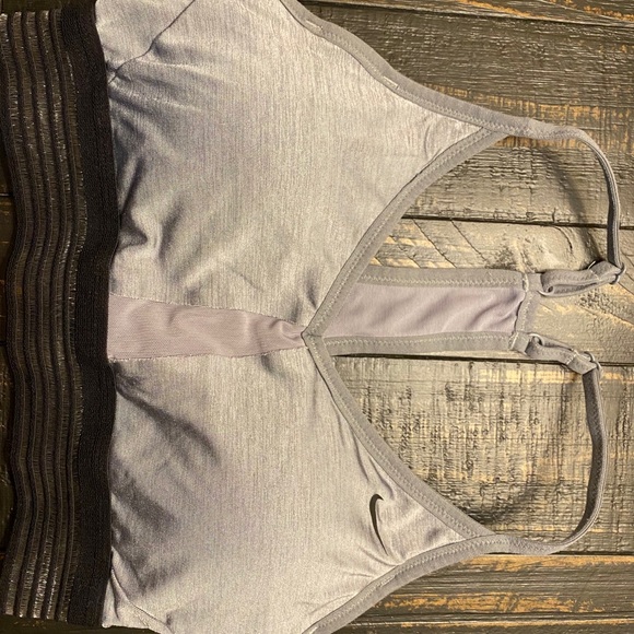 Nike light support Indy Bra